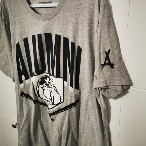 Tha Alumni T-Shirt - Picture 2 of 10